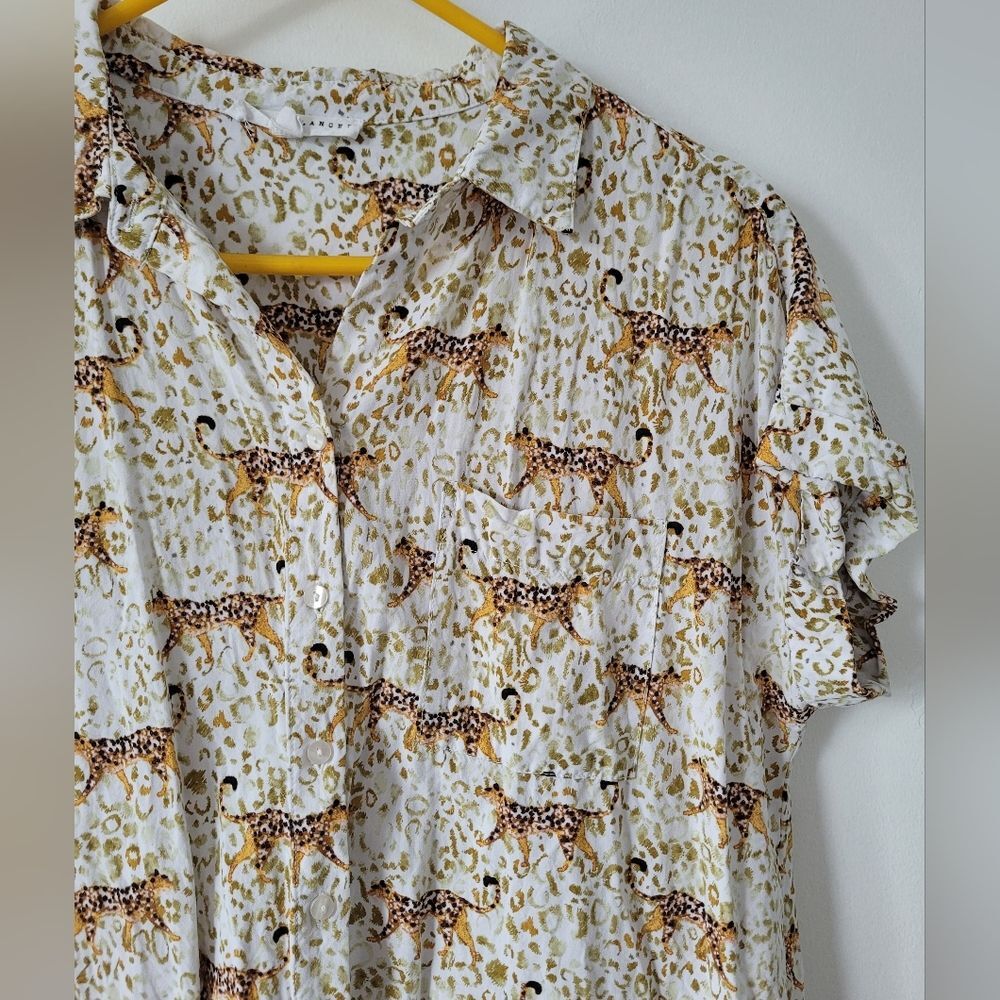 Jane + Delancey Cheetah Leopard Tropical Novelty Print Button Up Shirt Safari M - Picture 6 of 9